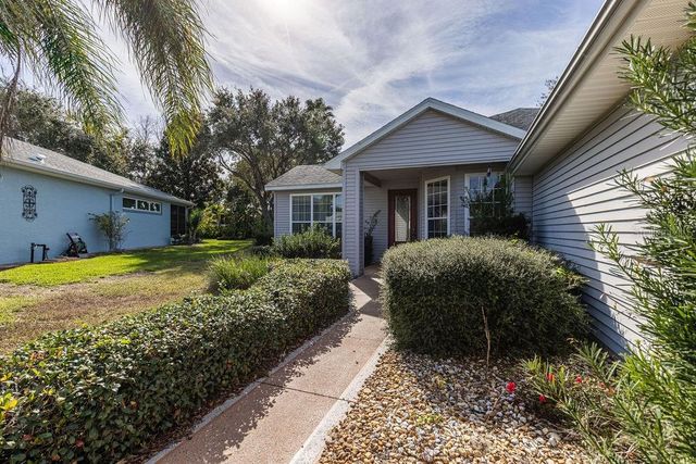 6002 SAILBOAT AVENUE, Tavares, FL 32778