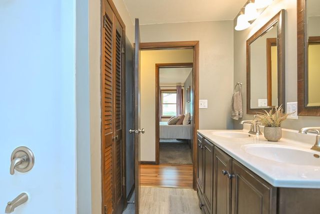 305 COLUMBUS AVENUE, Brillion, WI 54110