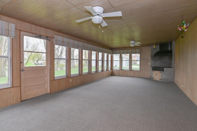 305 COLUMBUS AVENUE, Brillion, WI 54110