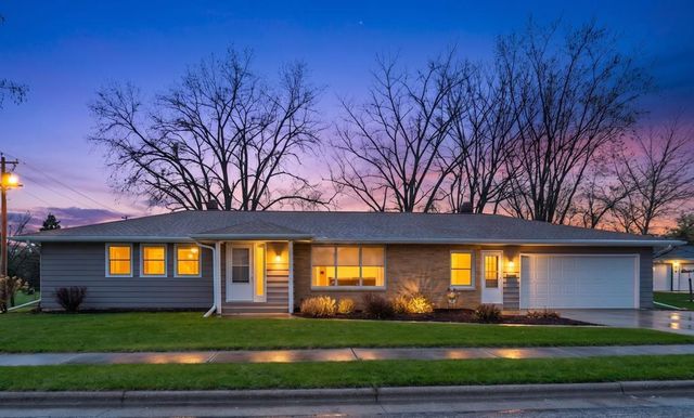 305 COLUMBUS AVENUE, Brillion, WI 54110