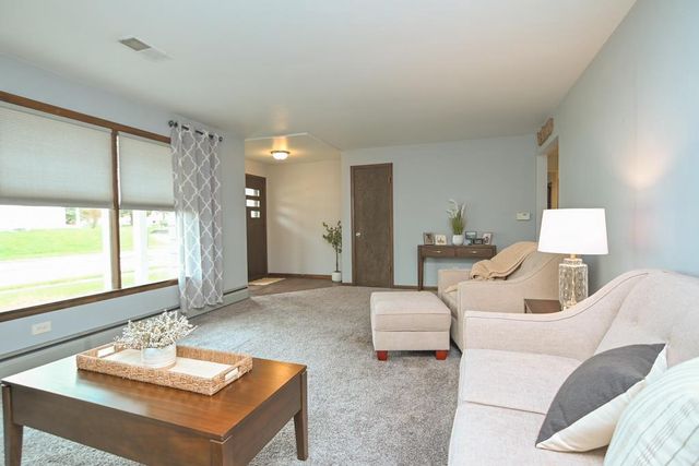 305 COLUMBUS AVENUE, Brillion, WI 54110