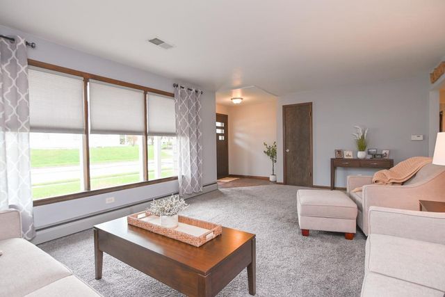 305 COLUMBUS AVENUE, Brillion, WI 54110