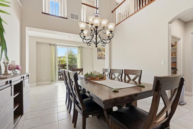 316 Rushford Ct, Roseville, CA 95747