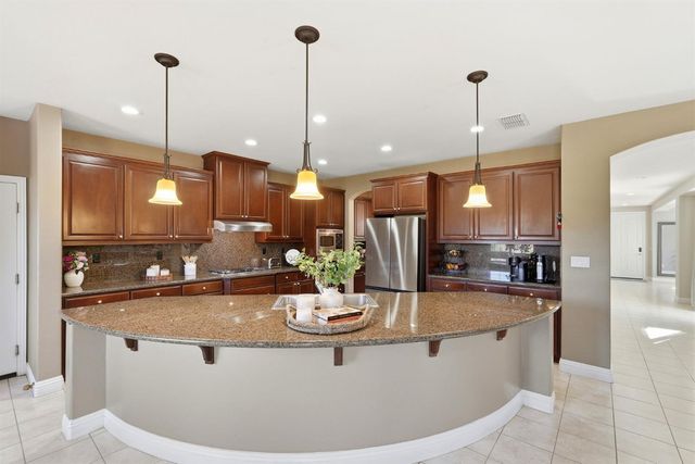 316 Rushford Ct, Roseville, CA 95747