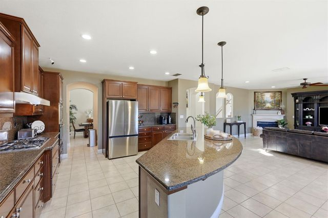 316 Rushford Ct, Roseville, CA 95747