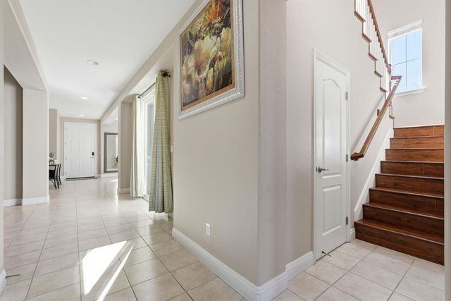 316 Rushford Ct, Roseville, CA 95747