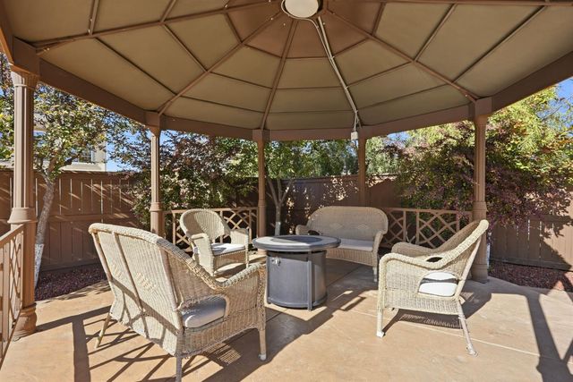 316 Rushford Ct, Roseville, CA 95747