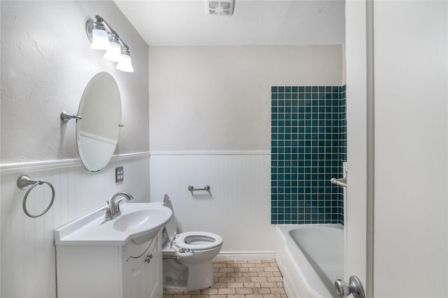 5213 Leralynn ST, Austin, TX 78751