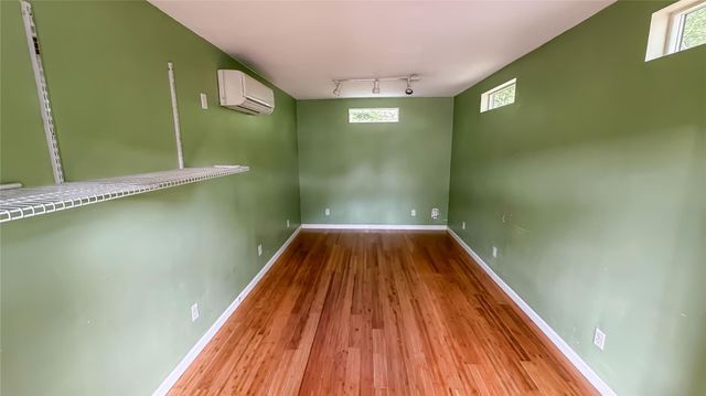 5213 Leralynn ST, Austin, TX 78751