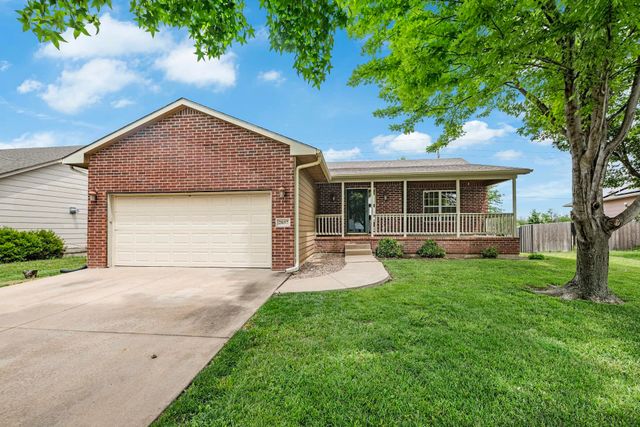 2037 N Ruger Cir, Andover, KS 67002