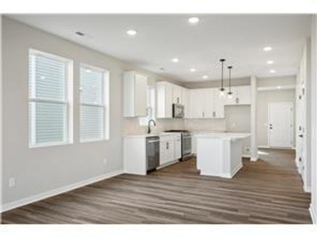 15035 Askeaton Place, Rosemount, MN 55068