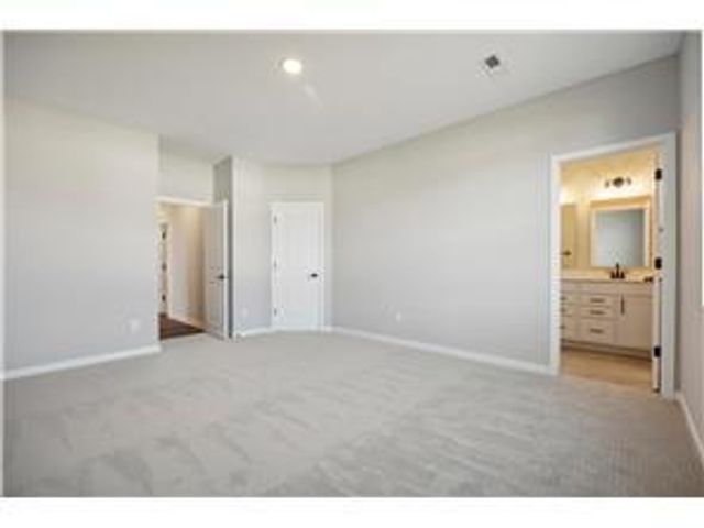 15035 Askeaton Place, Rosemount, MN 55068