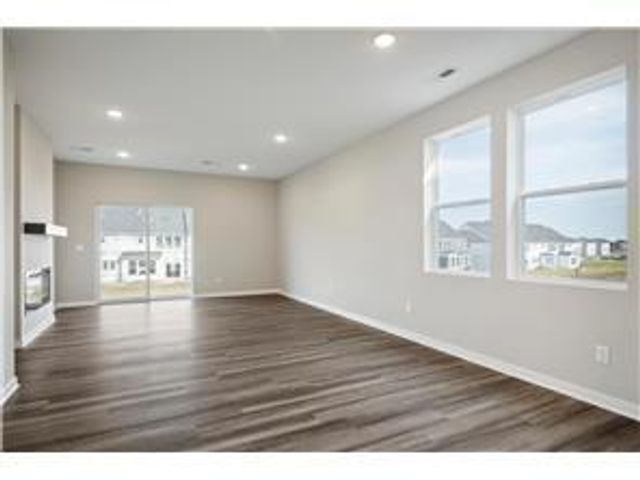 15035 Askeaton Place, Rosemount, MN 55068