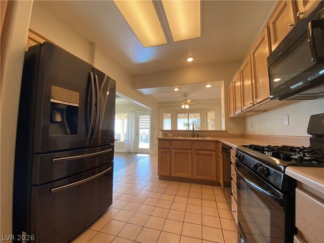 2624 Breakers Creek Drive, Las Vegas, NV 89134
