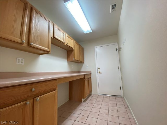 2624 Breakers Creek Drive, Las Vegas, NV 89134