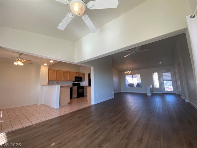 2624 Breakers Creek Drive, Las Vegas, NV 89134