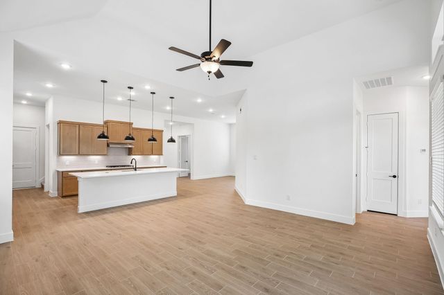 26027 S Outrider Banks, Montgomery, TX 77316