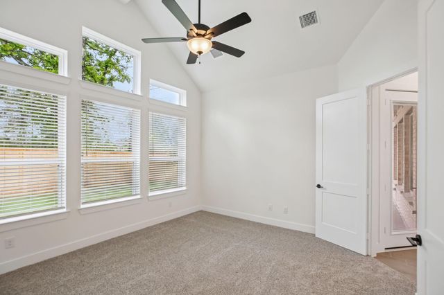 26027 S Outrider Banks, Montgomery, TX 77316