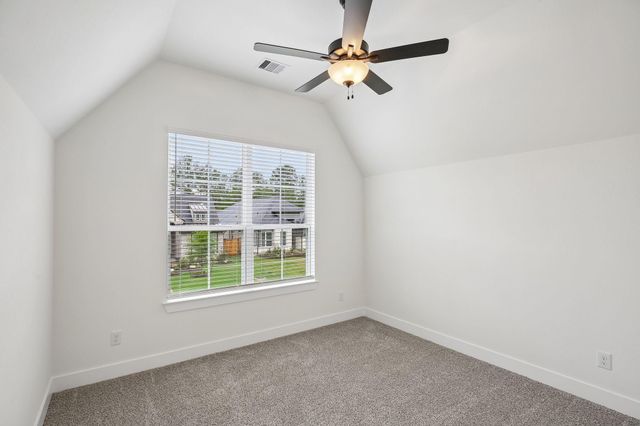 26027 S Outrider Banks, Montgomery, TX 77316