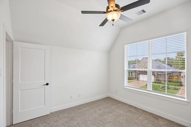 26027 S Outrider Banks, Montgomery, TX 77316