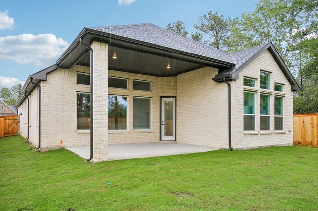 26027 S Outrider Banks, Montgomery, TX 77316