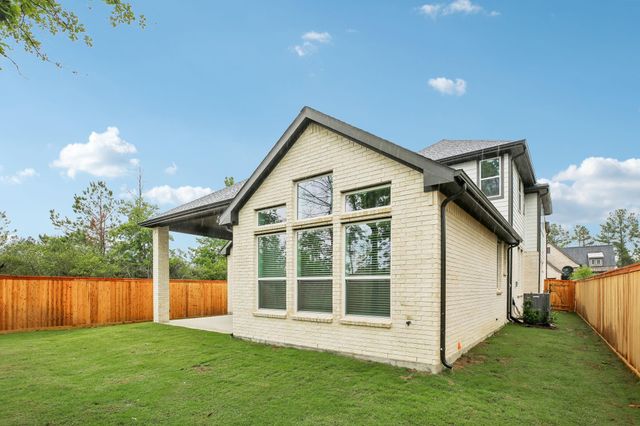 26027 S Outrider Banks, Montgomery, TX 77316