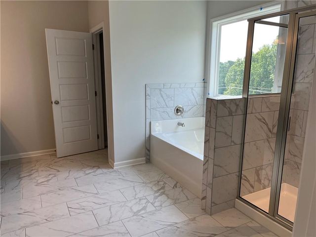 5200 Fox Den Road, Oakwood, GA 30566