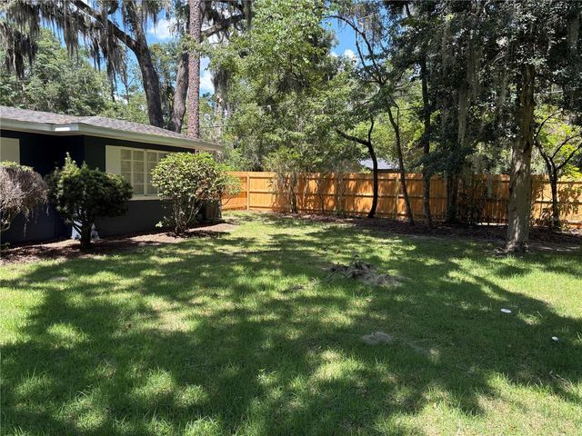 706 NW 20TH STREET, Gainesville, FL 32603