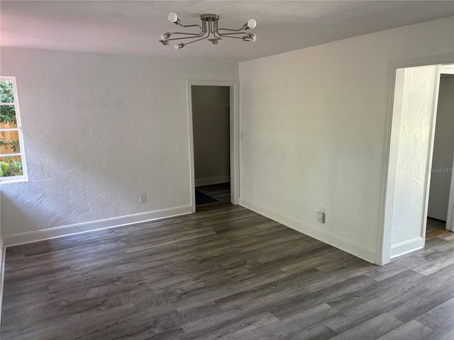 706 NW 20TH STREET, Gainesville, FL 32603