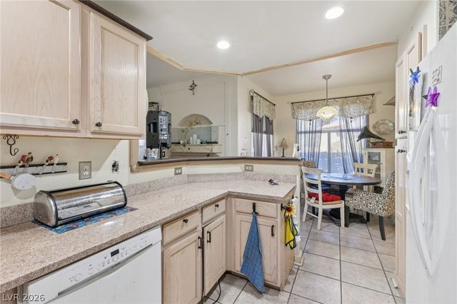 2050 West Warm Springs Road 1111, Henderson, NV 89014