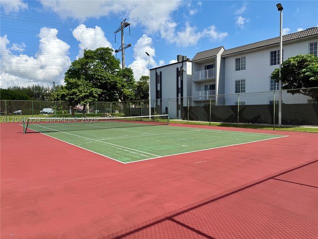 5020 NW 79th Ave 202, Doral, FL 33166