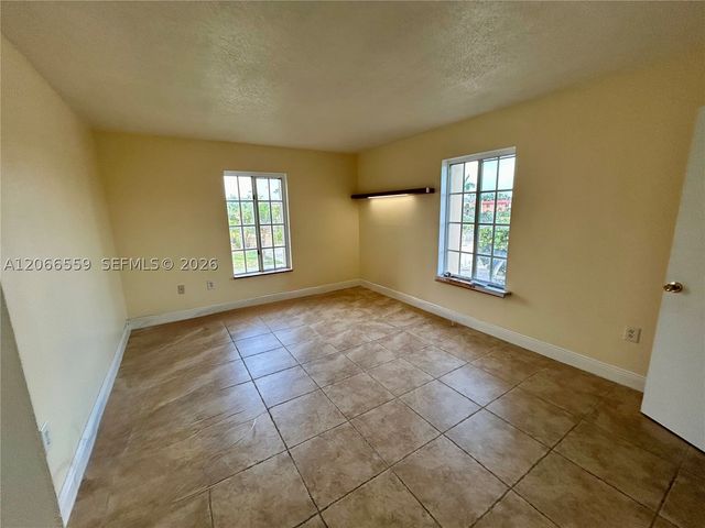 5020 NW 79th Ave 202, Doral, FL 33166