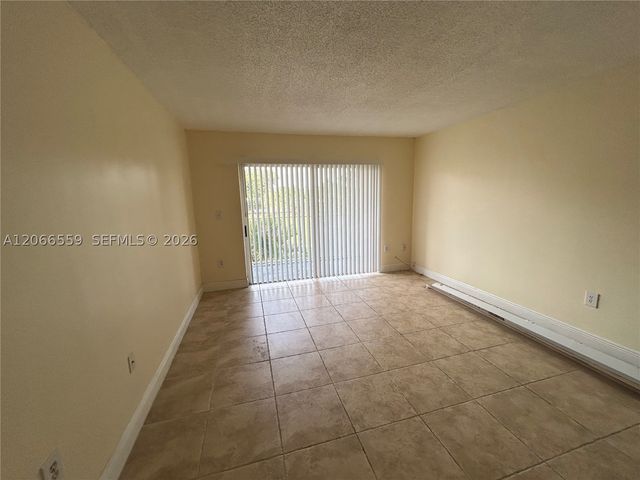 5020 NW 79th Ave 202, Doral, FL 33166