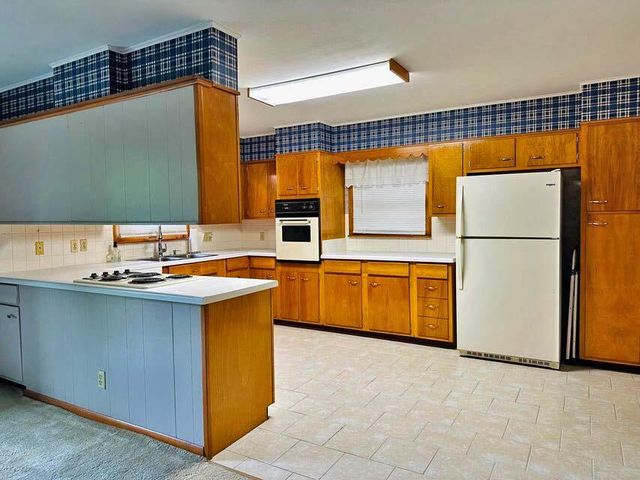 200 ROCKINGHAM DR, Columbia, MO 65203