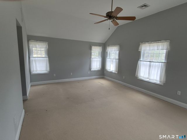 1 Reservoir Road, Newtown, CT 06470