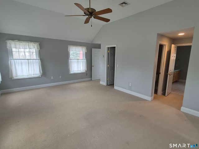 1 Reservoir Road, Newtown, CT 06470