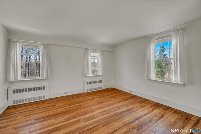 1 Reservoir Road, Newtown, CT 06470