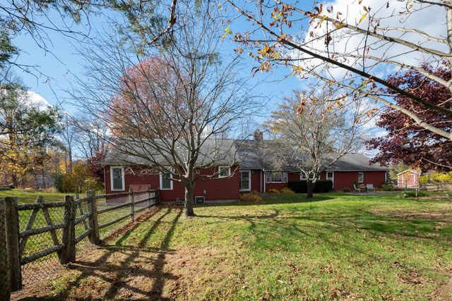 1 Reservoir Road, Newtown, CT 06470