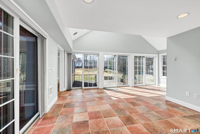 1 Reservoir Road, Newtown, CT 06470