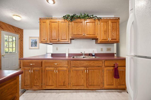 1310 R.L Colyer Road, Somerset, KY 42501