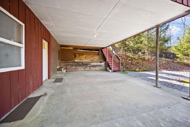 1310 R.L Colyer Road, Somerset, KY 42501