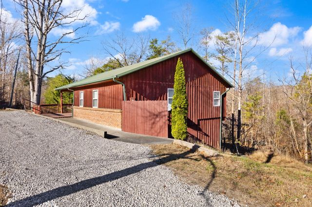 1310 R.L Colyer Road, Somerset, KY 42501