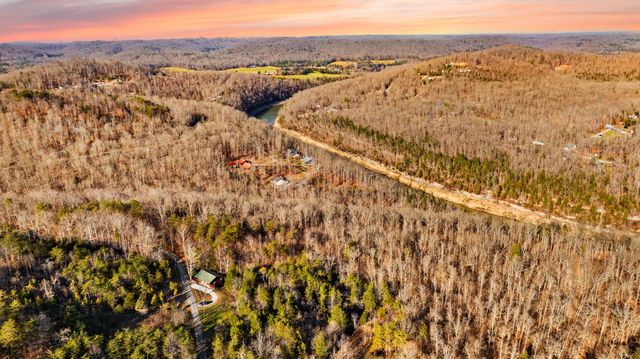 1310 R.L Colyer Road, Somerset, KY 42501