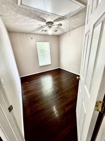 612 Hannah Ridge Ct, Antioch, TN 37013
