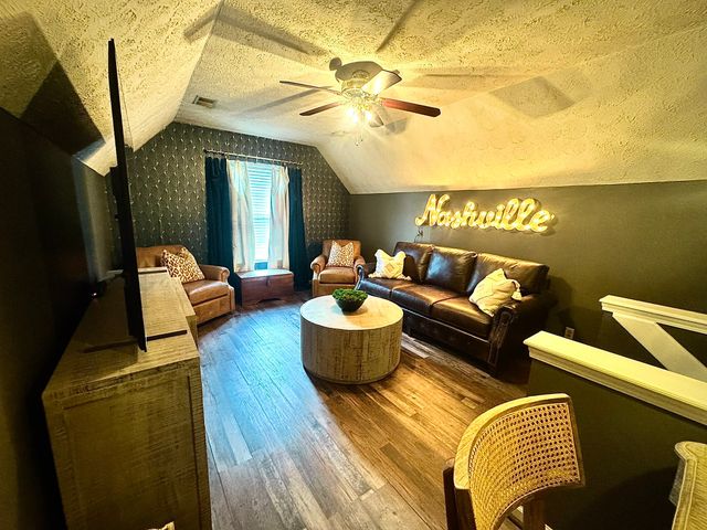 612 Hannah Ridge Ct, Antioch, TN 37013