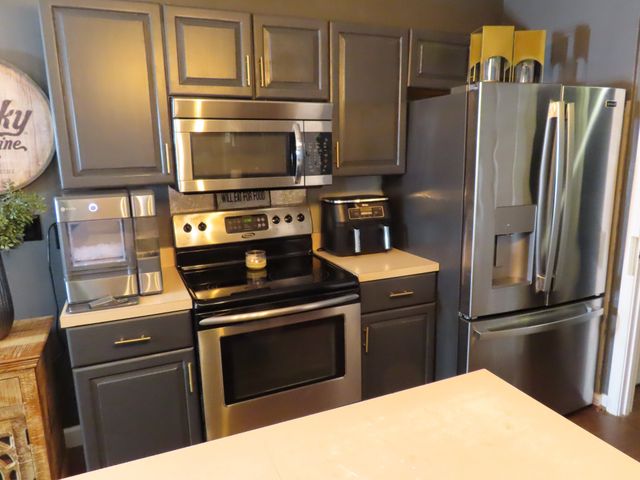 612 Hannah Ridge Ct, Antioch, TN 37013
