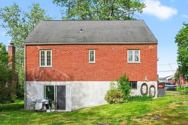 70 Eastern Avenue, Elsmere, KY 41018