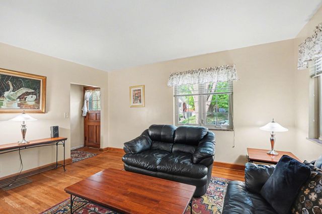 70 Eastern Avenue, Elsmere, KY 41018