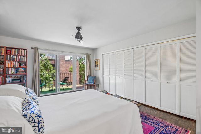 16 SAINT JAMES CT, Philadelphia, PA 19106