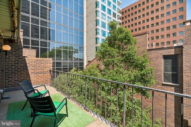 16 SAINT JAMES CT, Philadelphia, PA 19106